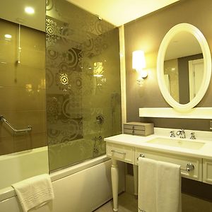 Deluxe Room Land Golf View