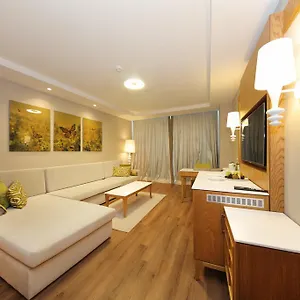 Deluxe Suite Sea View